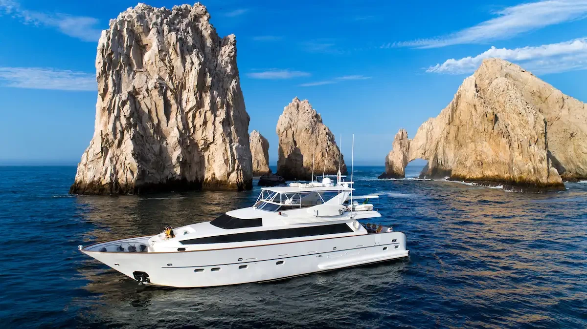 Arch Cabo Blog 1 Renting A Yacht